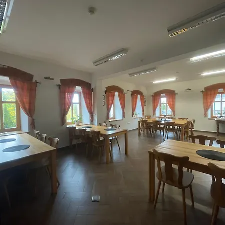 Centrum Slezská Harta Penzion 3*